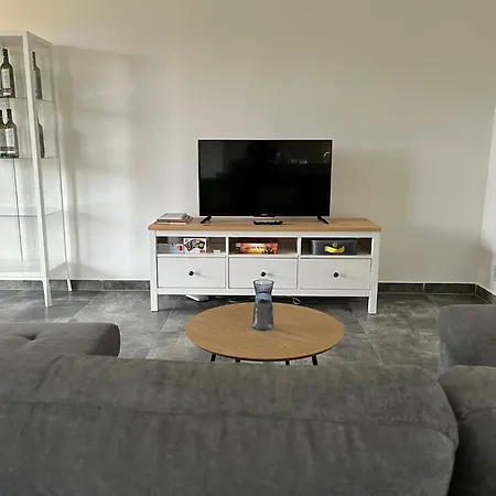 Pod Tresni براكتايس